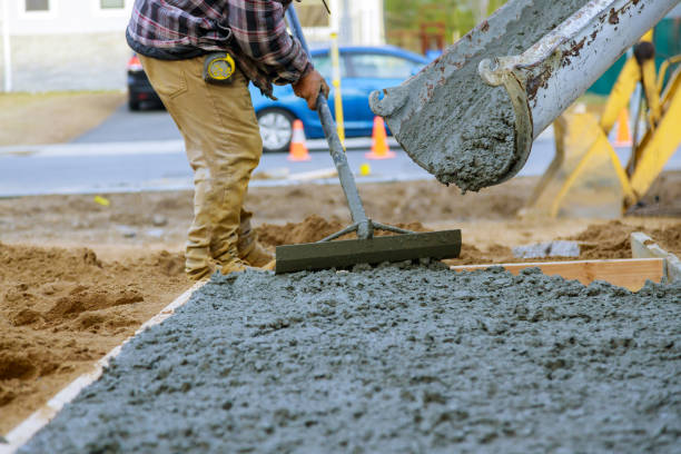 Best Concrete Sidewalk Installation  in Edgerton, OH
